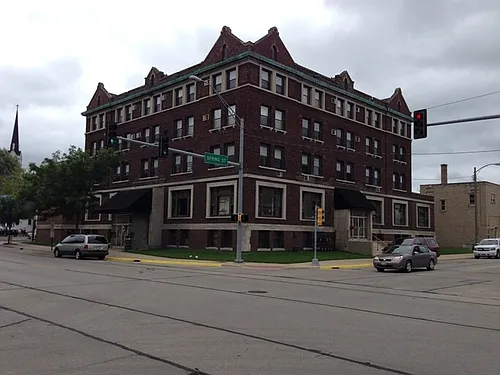 206 S Galena Ave #3F Photo 1
