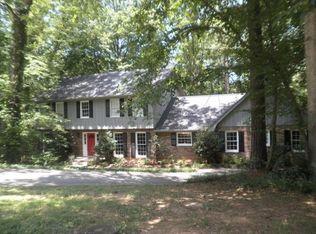 9410 N Lake Dr, Roswell, GA 30076