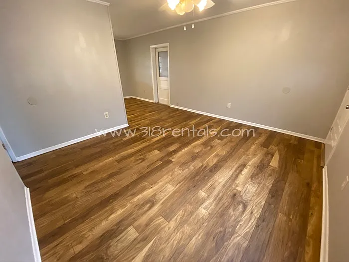 4612 Sullivan St — Photo 3