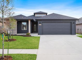 3824 NW 176th St, Edmond, OK 73012