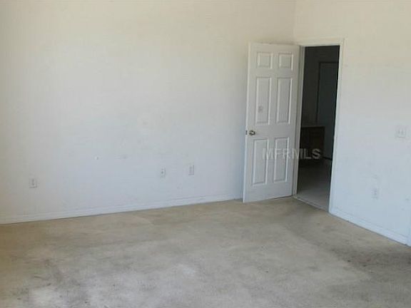 5th image of 4302 Tyler Cir N