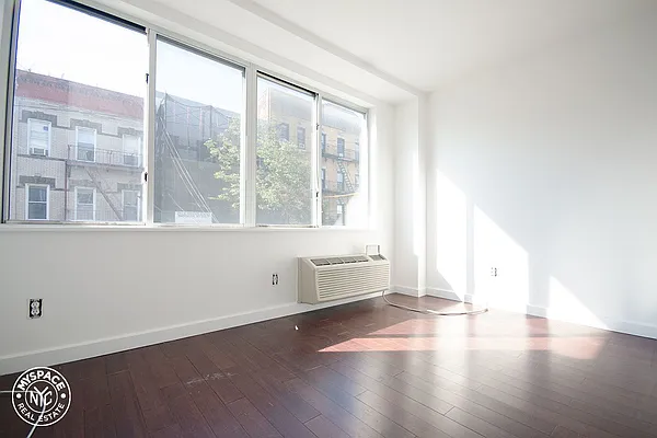 Rented by MySpaceNYC | media 54
