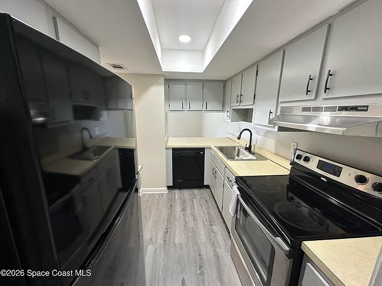 1424 Croftwood Dr #1428 — Photo 6