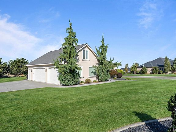 2nd image of 934 Allenwhite Dr