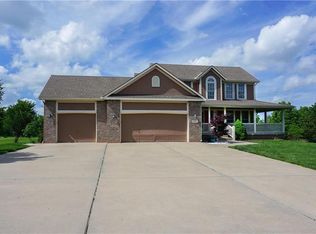 8312 E 161st St, Belton, MO 64012