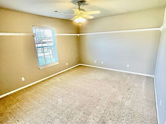 4th image of 5221 S 62nd St