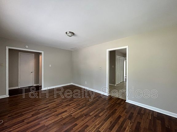 5th image of 3611 N Hartman Dr