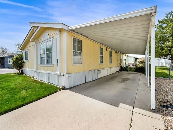 2nd image of 2866 S Hampton Park Dr