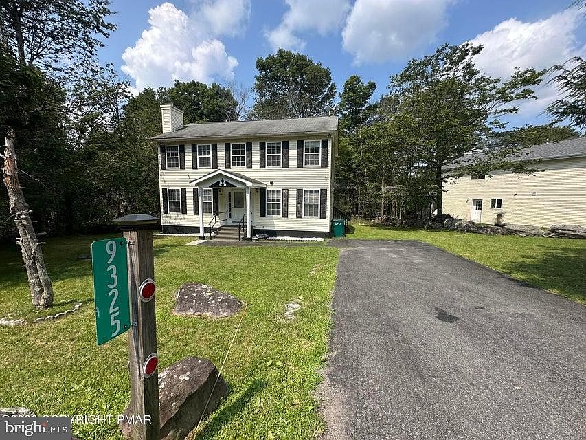 1st image of 9325 Fairmount Way