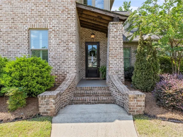 1595 Club Creek Dr, Auburn, AL 36830