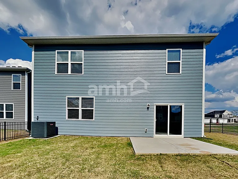 5319 Trust Dr — Photo 29