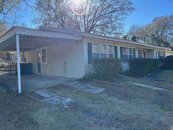 2nd image of 1111 Agutha Dr