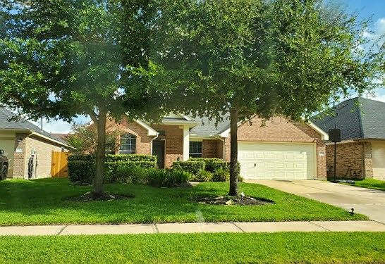 1st image of 15918 Wilmington Park Ln