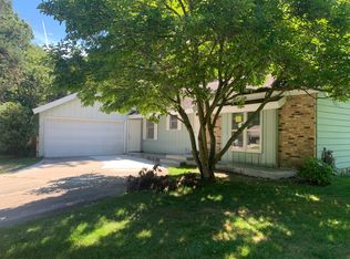 6294 Scotthille Dr SE, Ada, MI 49301