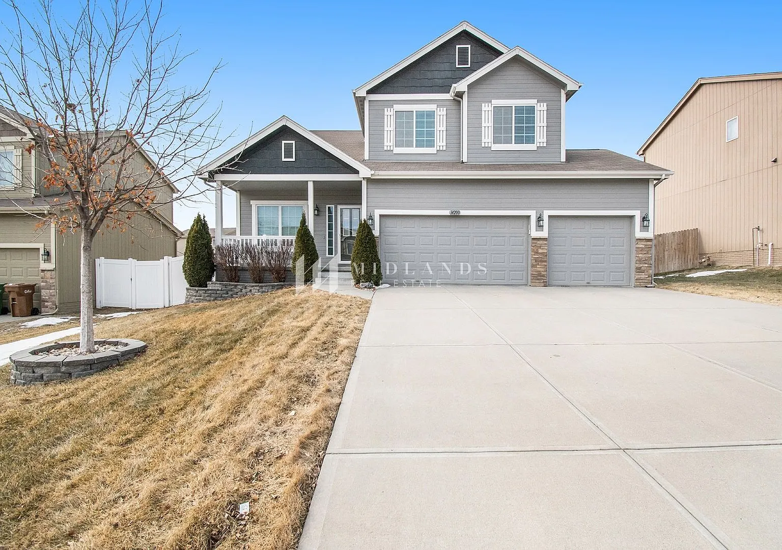 Fairview South 2-Story Home — Photo 1