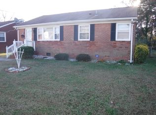 383 Dewey Ave, Hampton, VA 23661