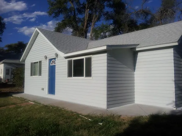 520 Cedar St, Wray, CO 80758