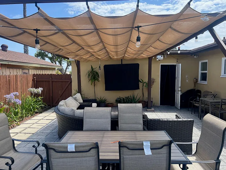Clairemont Mesa Blvd — Photo 7