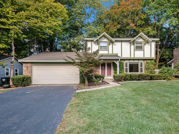2159 Highlander Dr SE, Kentwood, MI 49508
