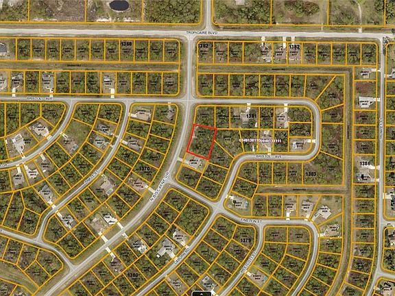 3rd image of 5845 N Biscayne Dr