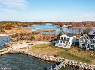 100 Beachside Dr, Stevensville, MD