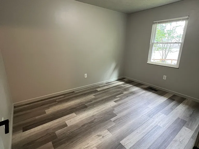 7112 Tipton Ln — Photo 11