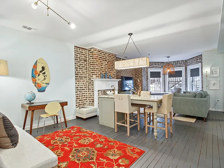 208 W Hall St #B — Photo 13