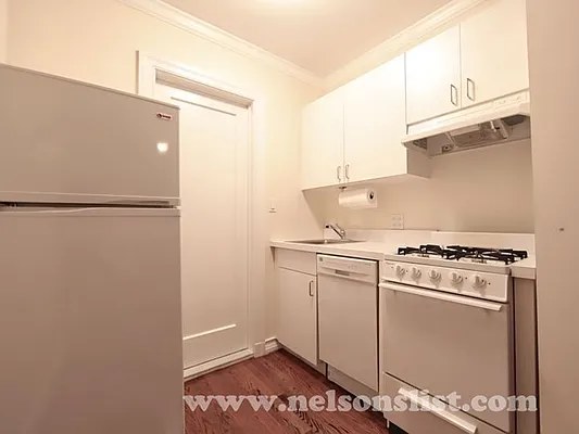 Rented by Nelson Aybar, LREB | media 11