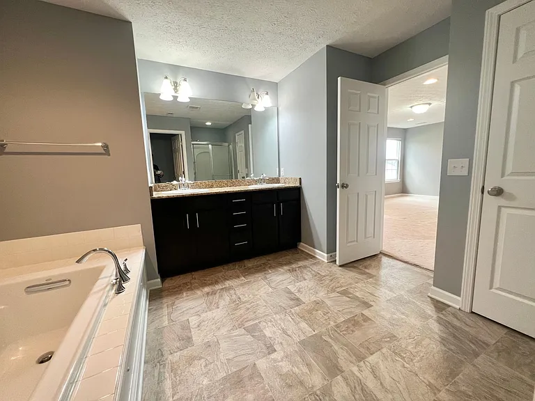 10454 Dogwood Dr — Photo 19