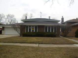 81 Frances Ln, Chicago Heights, IL 60411