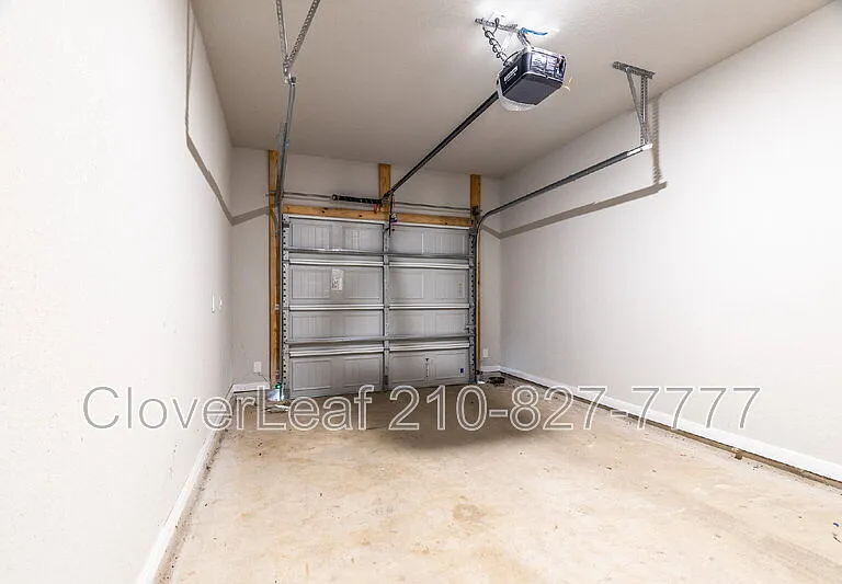 8339 Runner Rdg #102 — Photo 8