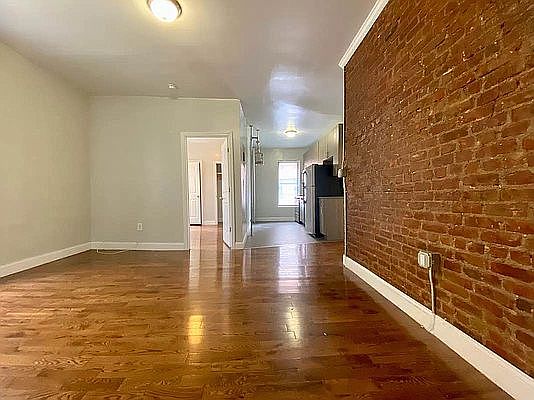 2nd image of 105 W 137th St #5
