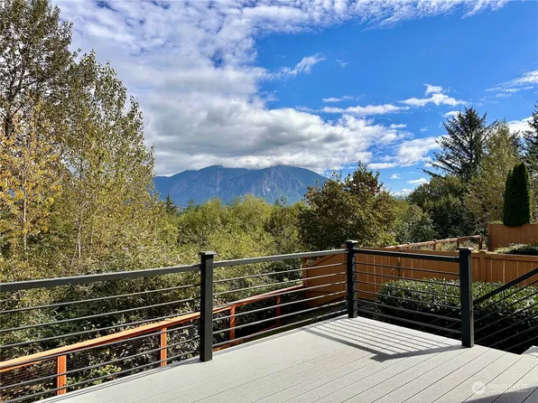 37110 SE Gala Court, Snoqualmie, WA 98065
