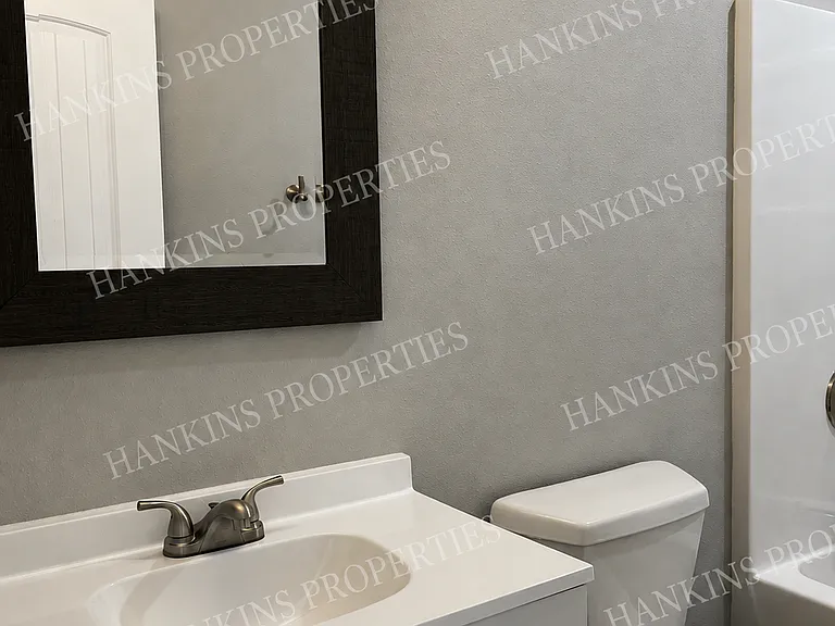 47 Hickory Hill Ln — Photo 5