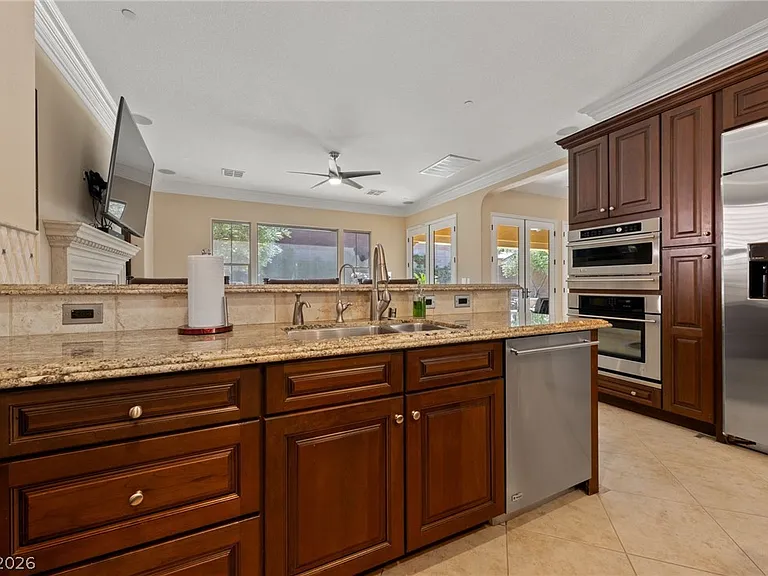 1 Vita Fresco Ct — Photo 29