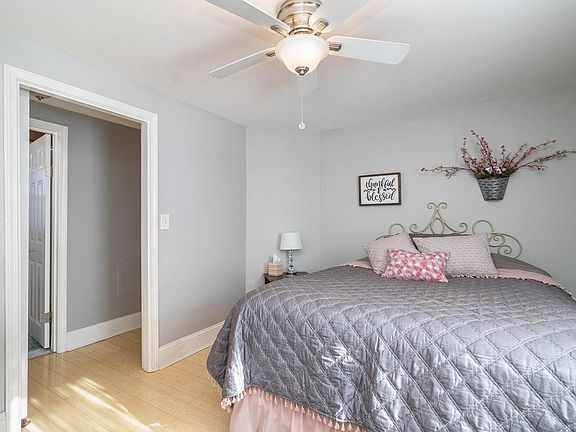 2nd image of 7028 Palmetto St