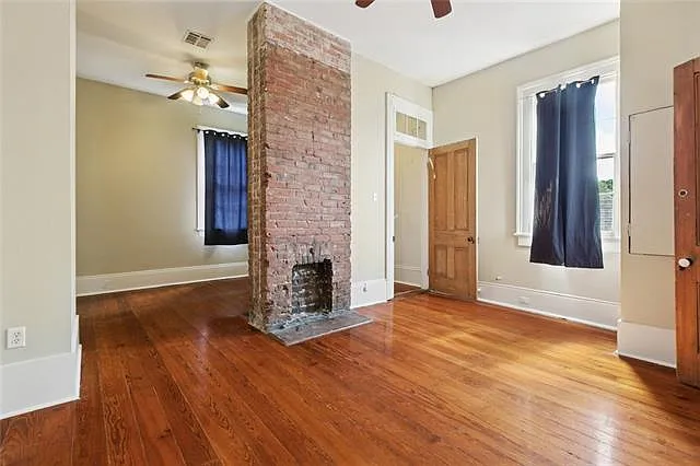 4518 Laurel St — Photo 12