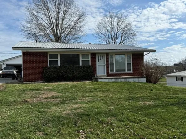 8381 Stonelick Rd, Maysville, KY 41056