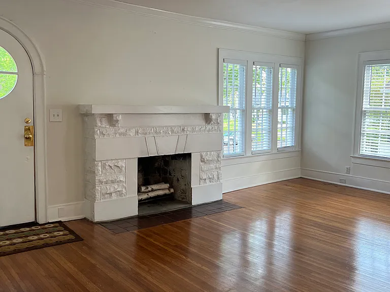 221 Eveningside Dr — Photo 28