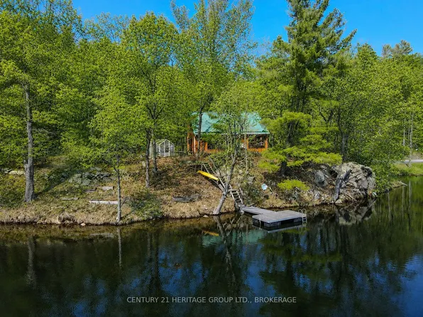 2238 Little Long Lake Rd, South Frontenac, ON K0H 2L0