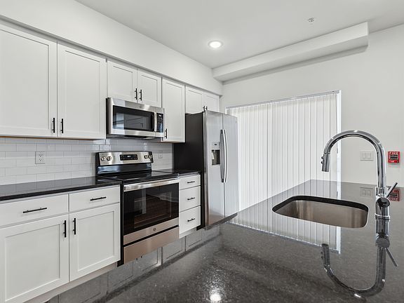 2nd image of 900 Forest Ln #105