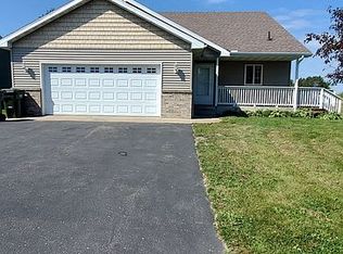 571 12th St, Albany, MN 56307