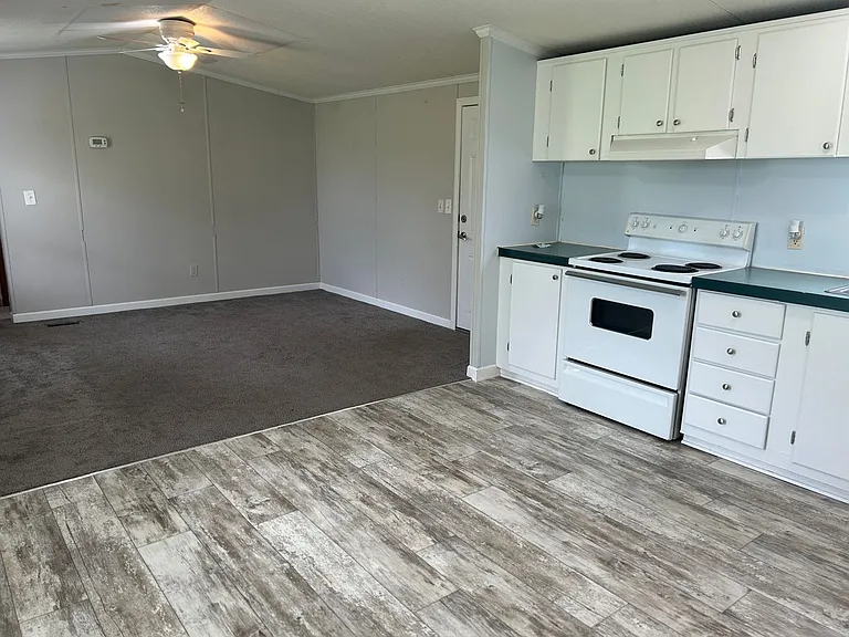 21759 Landwood Trl — Photo 4
