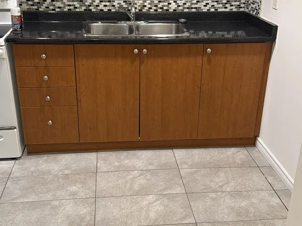 27 Campwood Cres, Brampton, ON L6P 3S6