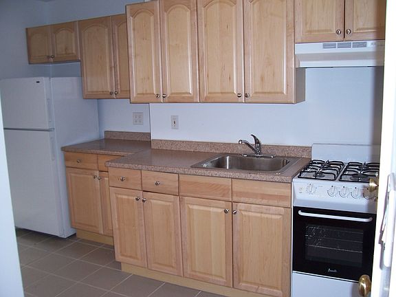 4th image of 11115 66th Ave APT 1A