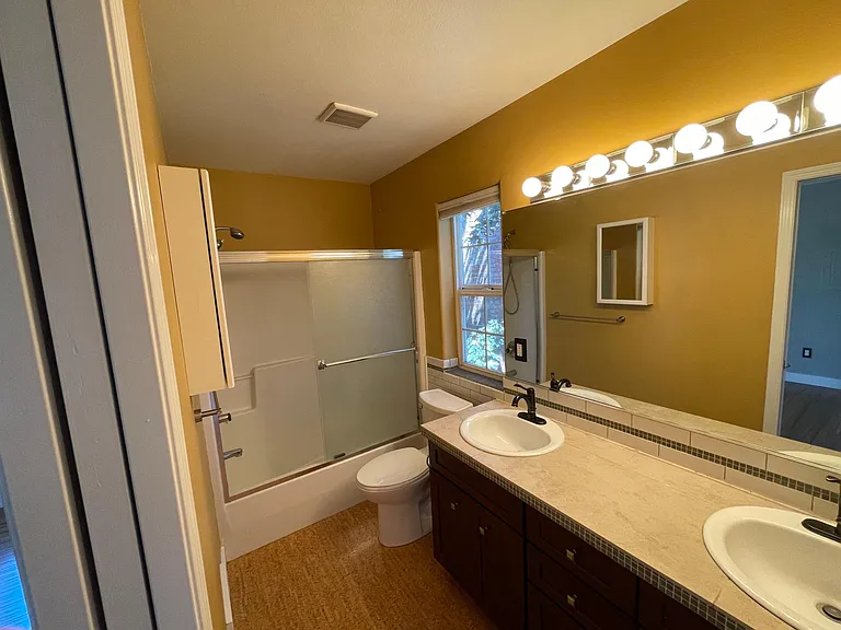 master bath upstairs (is now painted white)
