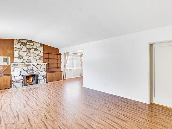 2nd image of 324 E Floral Ave
