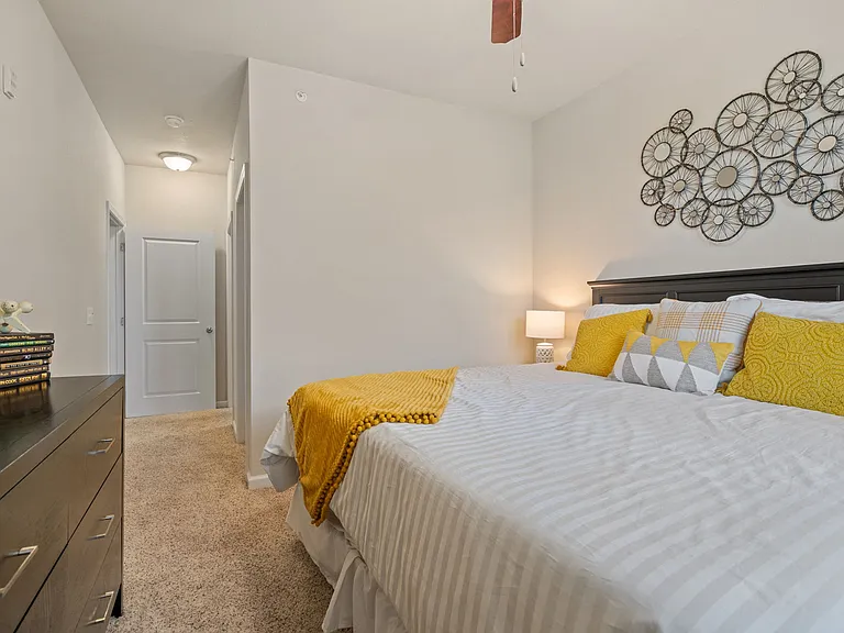 Hughes - 2 Bed / 2 Bath - 1,088 Sq.Ft.