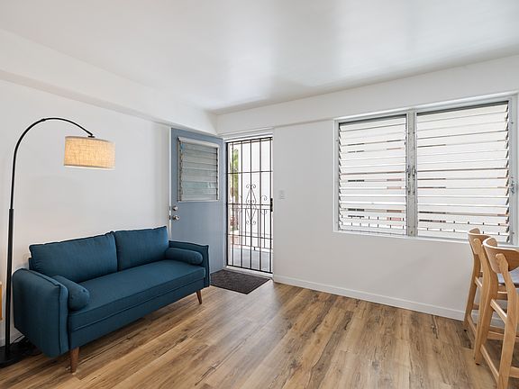 3rd image of 235 Liliuokalani Ave APT 335