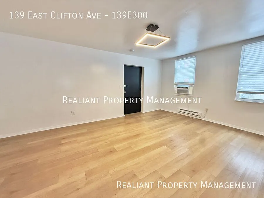 Building Photo - 139 E Clifton Ave #139E300